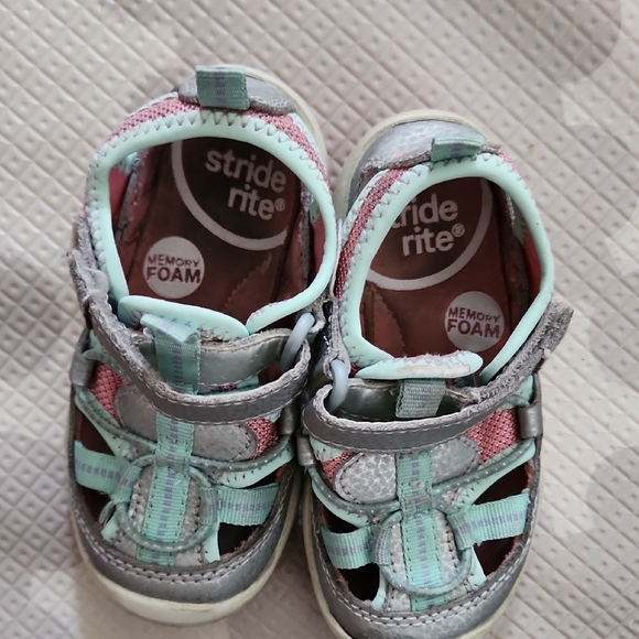 Stride Rite Gray and Pink Toddler Sandals with Velcro Strap - Picture 2 of 5